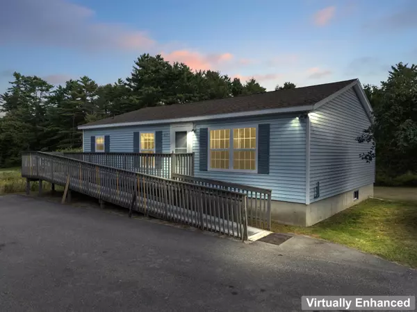 47 Windsor RD, Chelsea, ME 04330