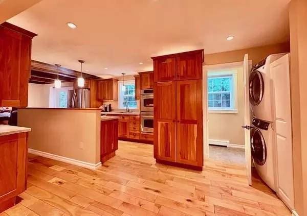 Sanford, ME 04083,47 Belaire DR