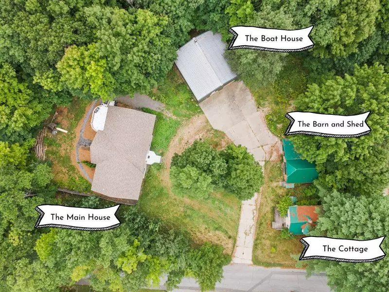 18 Sheldon ST, Farmingdale, ME 04344