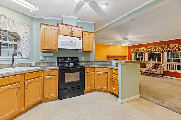 Randolph, ME 04346,60 Parkwood DR