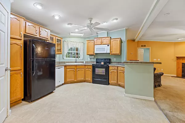 Randolph, ME 04346,60 Parkwood DR