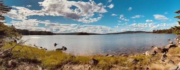 Penobscot, ME 04476,19 Bridges Point RD
