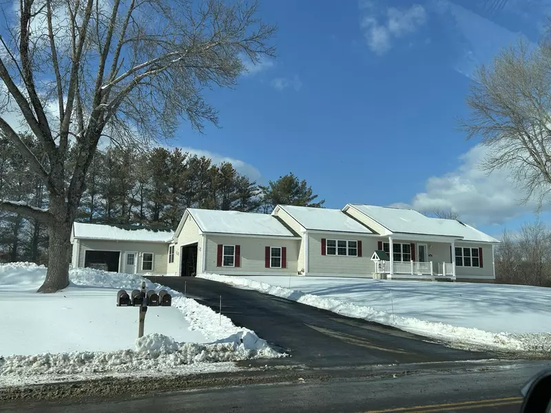 202 Ridge RD, Fairfield, ME 04937