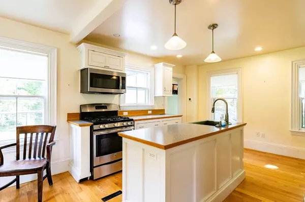 Camden, ME 04843,20 Belmont AVE