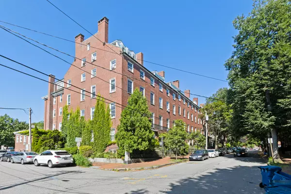 Portland, ME 04101,88 Park ST #41