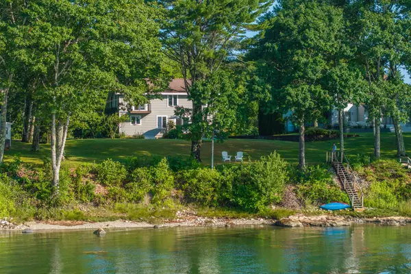 56 Butter Point, Waldoboro, ME 04572
