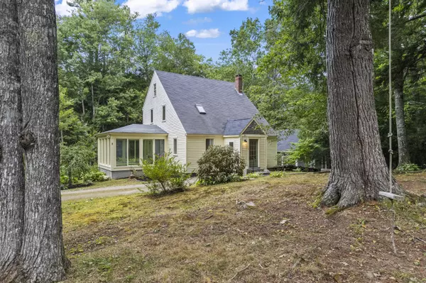 77 Stonebridge CIR, Newcastle, ME 04553