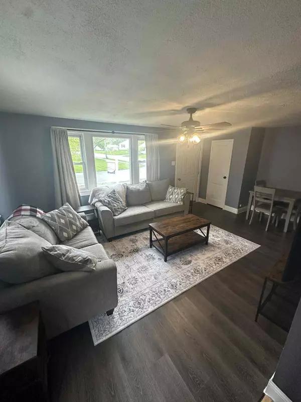 Bangor, ME 04401,185 Falvey ST