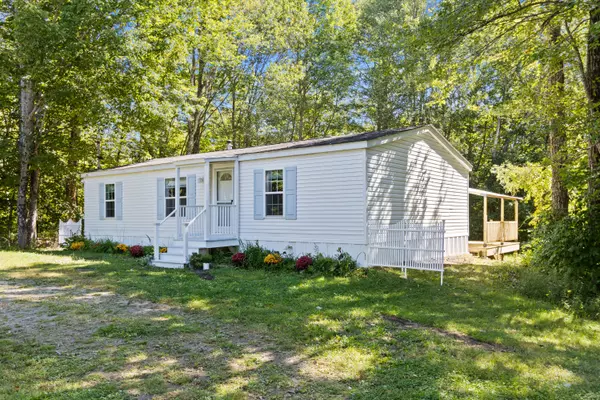 1291 Union RD, Waldoboro, ME 04572