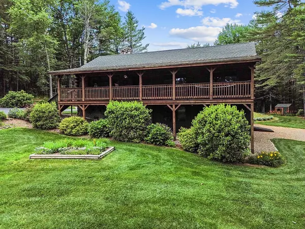 Fairfield, ME 04937,127 Back RD