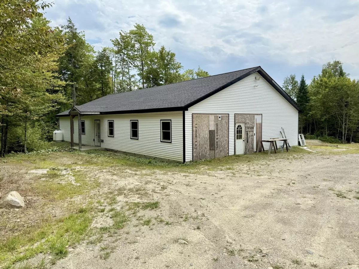 Lincoln, ME 04457,253 White Point Estates RD