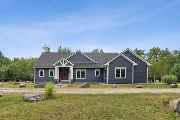 9 Atkinson LN, Saco, ME 04072