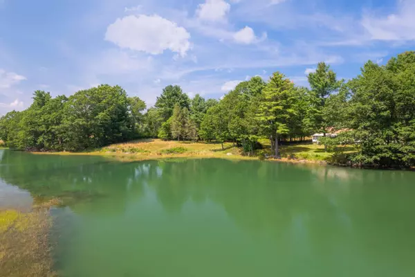 Kittery, ME 03904,12 Tuckers Cove