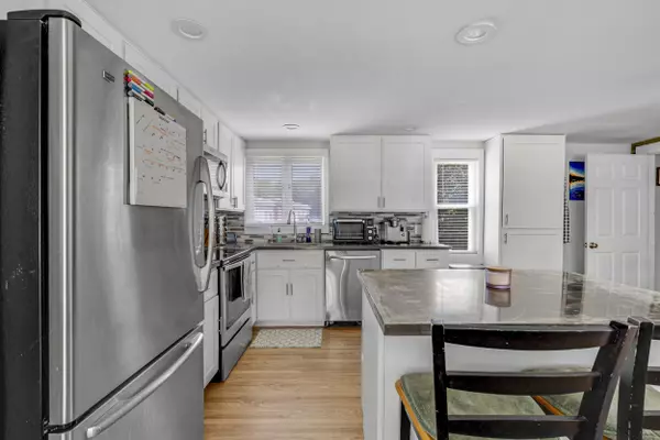 Lewiston, ME 04240,112 Crowley RD