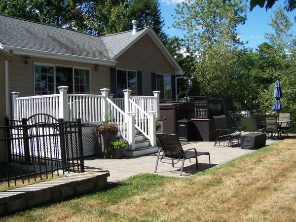 29 Dismal DR, Monmouth, ME 04259