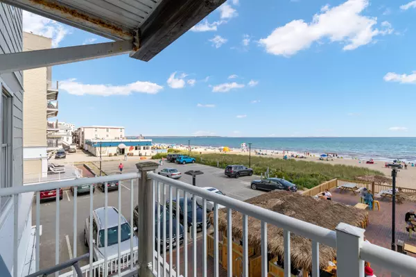 Old Orchard Beach, ME 04064,1 E Grand AVE #205