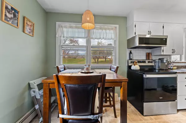 Farmingdale, ME 04344,7 Brookview LN