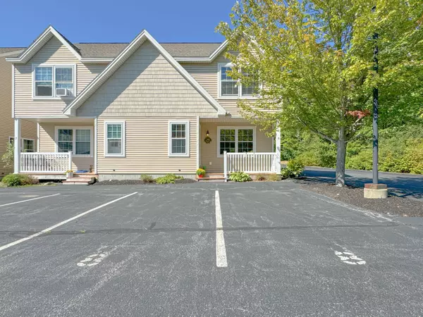 Westbrook, ME 04092,245 Spring ST #8