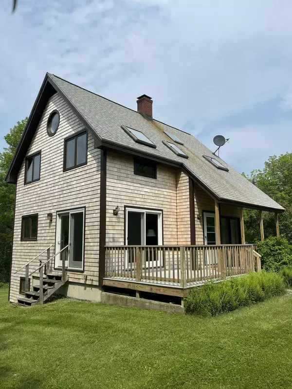 590 Front Ridge RD, Orland, ME 04472