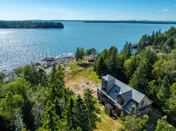 Harrington, ME 04643,25 Hotel Cove RD