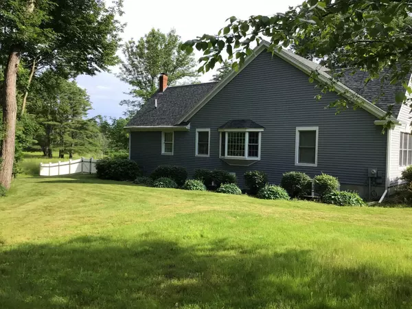 Falmouth, ME 04105,7 Country LN