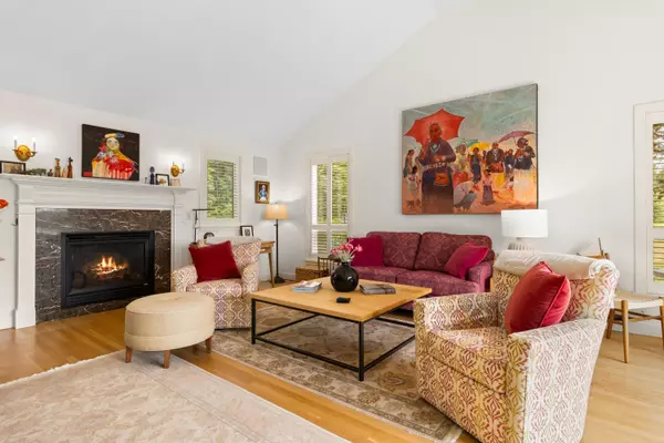 Owls Head, ME 04854,61 Lighthouse RD