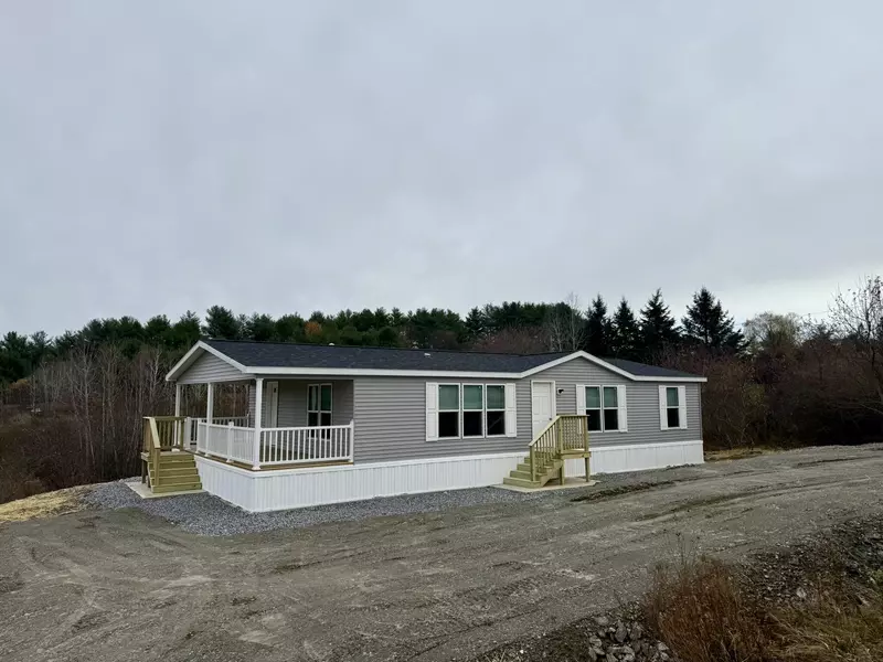 83 Mt Vernon RD, Augusta, ME 04330