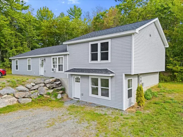 Hermon, ME 04401,2425 US-2