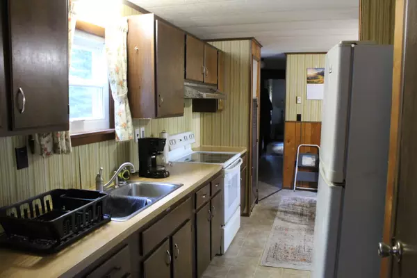 Hartford, ME 04220,329 Sumner RD