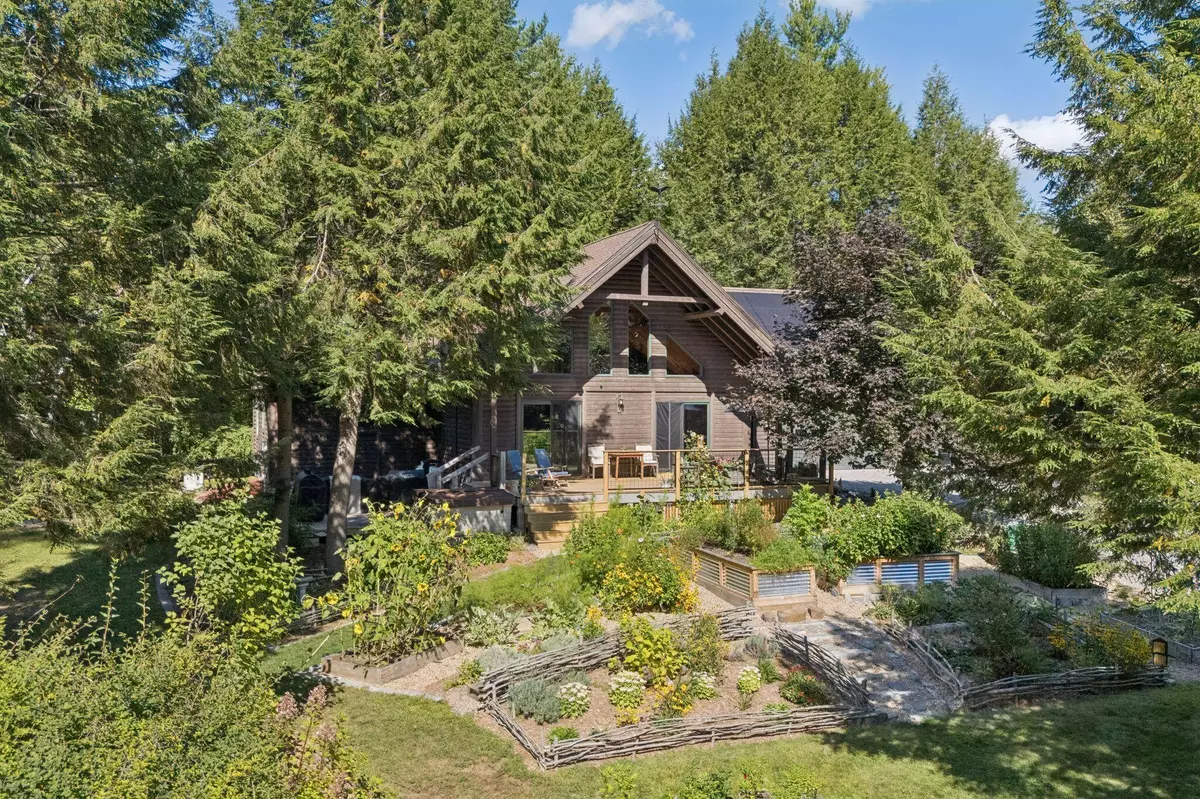 Naples, ME 04055,510 Sebago RD