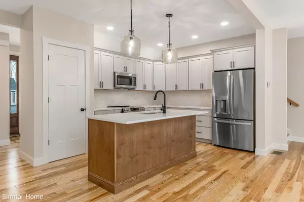 Kennebunk, ME 04043,38 Cascade CIR #32