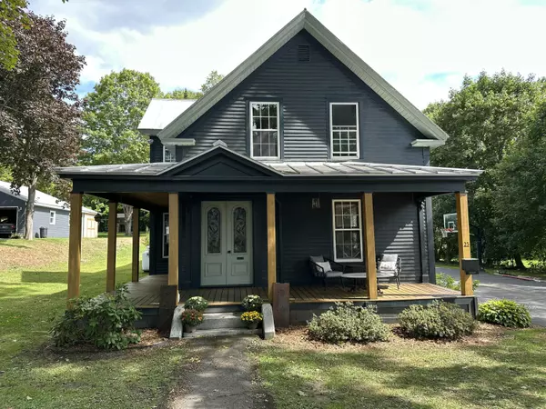 Skowhegan, ME 04976,23 Bennett AVE