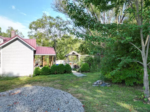 Winn, ME 04495,106 Old Military RD