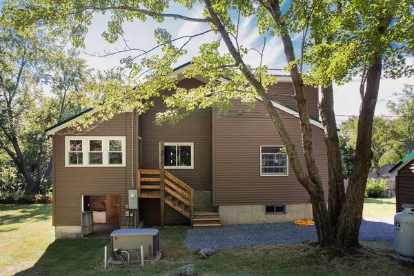 York, ME 03909,40 Lobster Cove RD