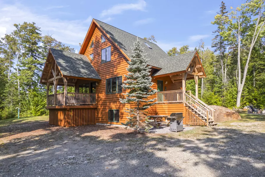 2016 Brook Falls RD, Carrabassett Valley, ME 04947