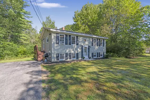 Gorham, ME 04038,29 Burnham RD