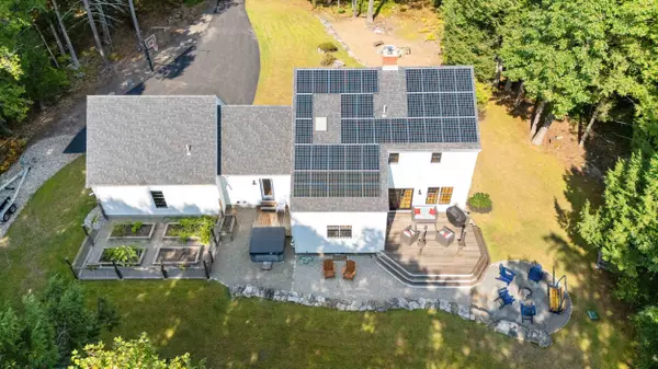 Falmouth, ME 04105,19 Burton WAY