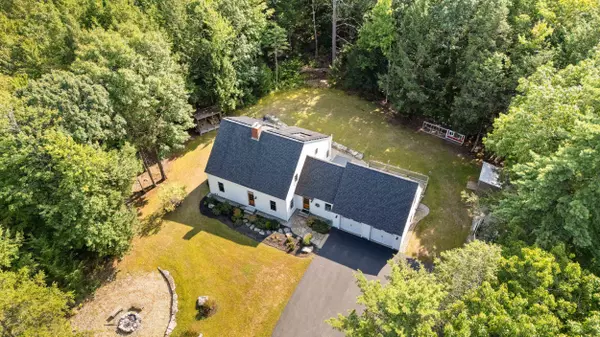 Falmouth, ME 04105,19 Burton WAY