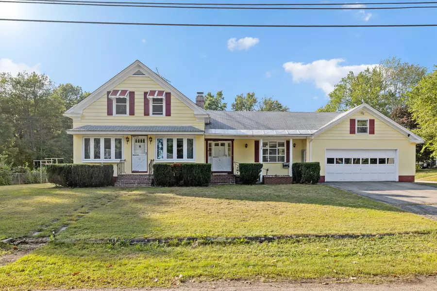 12 Lowell ST, Sanford, ME 04073