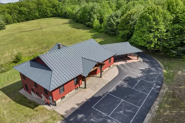 Ossipee, NH 03814,3 Simon Hill RD