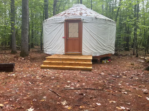 692 Denmark RD, Denmark, ME 04022