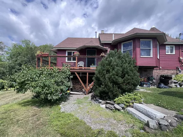 Glenburn, ME 04401,474 Hudson RD