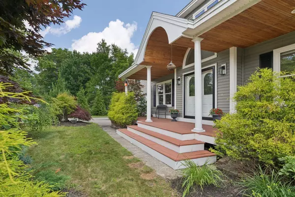 Gorham, ME 04038,213 Gray RD