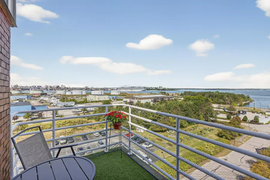 148 Breakwater DR #805, South Portland, ME 04106