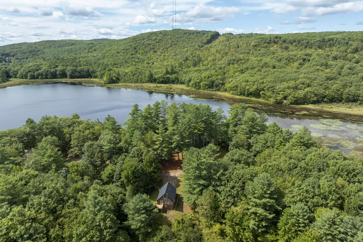 Litchfield, ME 04350,51 Forest LN