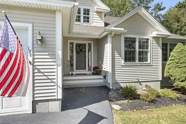 Westbrook, ME 04092,128 Grandview DR #8