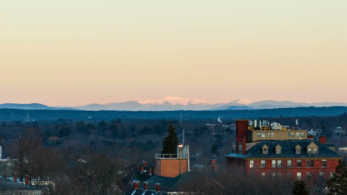 Portland, ME 04102,64 Pine ST #403