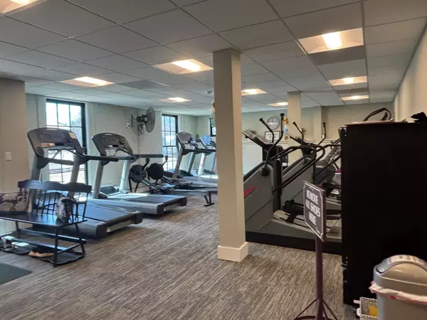 Brunswick, ME 04011,21 Stanwood ST