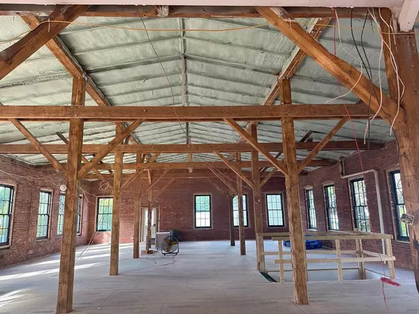 Brunswick, ME 04011,21 Stanwood ST