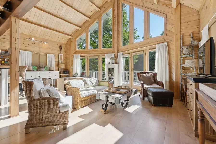 67 Hearn RD, Saco, ME 04072